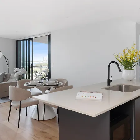 Marine Quarter Apartments By Cllix Gold Coast Exterior photo